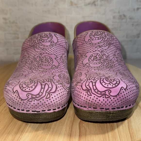 Dansko professional clog, pink floral nubuck, size 40 - Picture 3 of 16